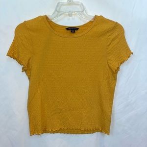 American Eagle Lettuce Edge Baby Tee